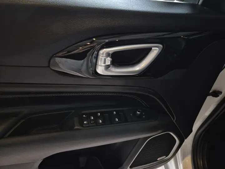 COMPASS 1.3 T270 Turbo S