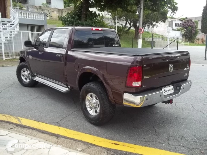 2500 6.7 Laramie 4X4 CD I6 Turbo
