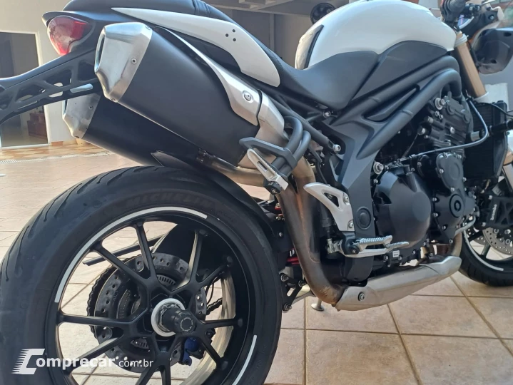 Speed Triple 1050i