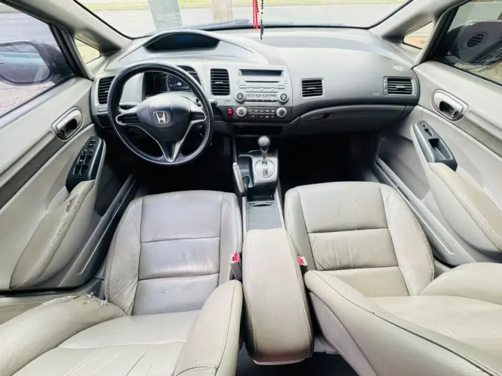 Civic 1.8 16V 4P FLEX LXS AUTOMÁTICO