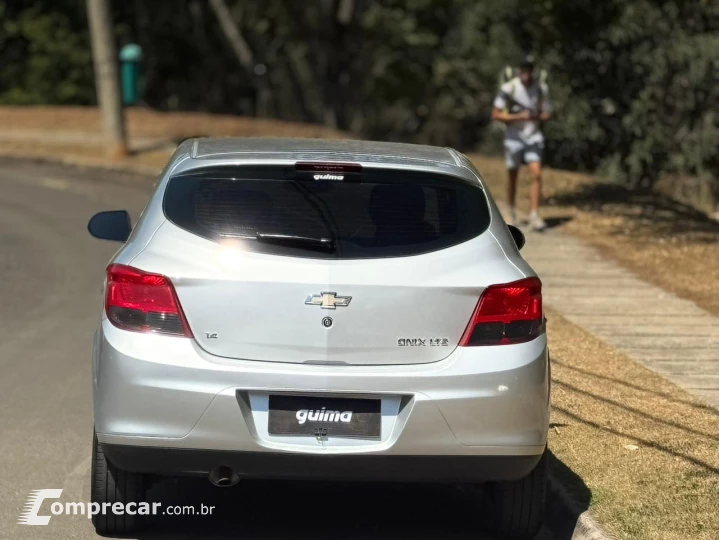 ONIX 1.4 MPFI LTZ 8V