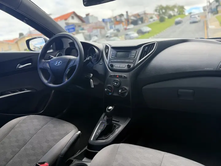 HB20S C.Style/C.Plus1.6 Flex 16V Aut. 4p