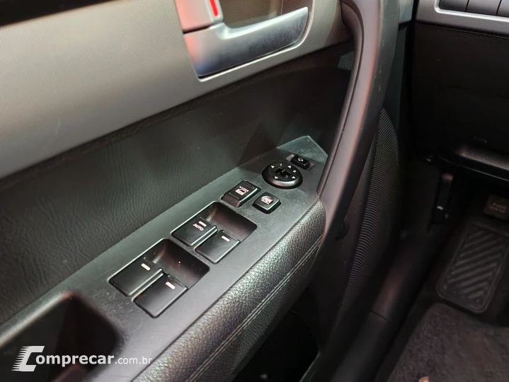 SORENTO 2.4 S.253 4X2 16V