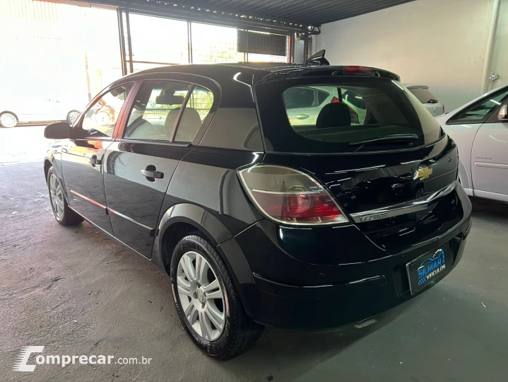 VECTRA 2.0 MPFI GT Hatch 8V