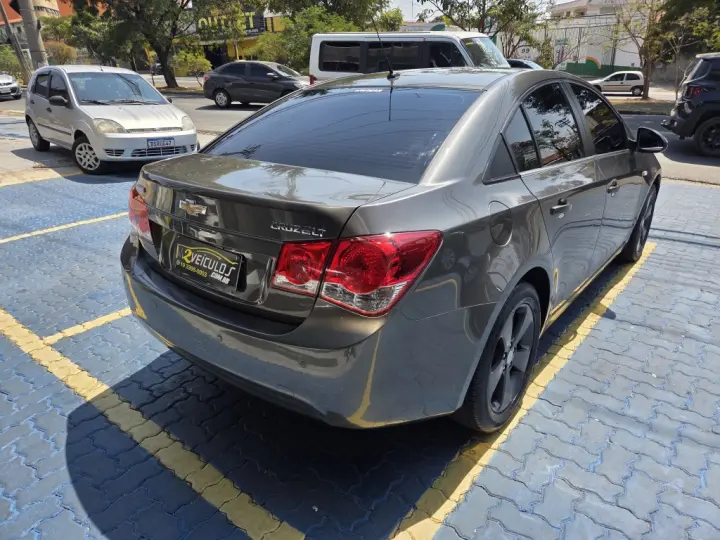 CRUZE 1.8 LT 16V FLEX 4P AUTOMÁTICO