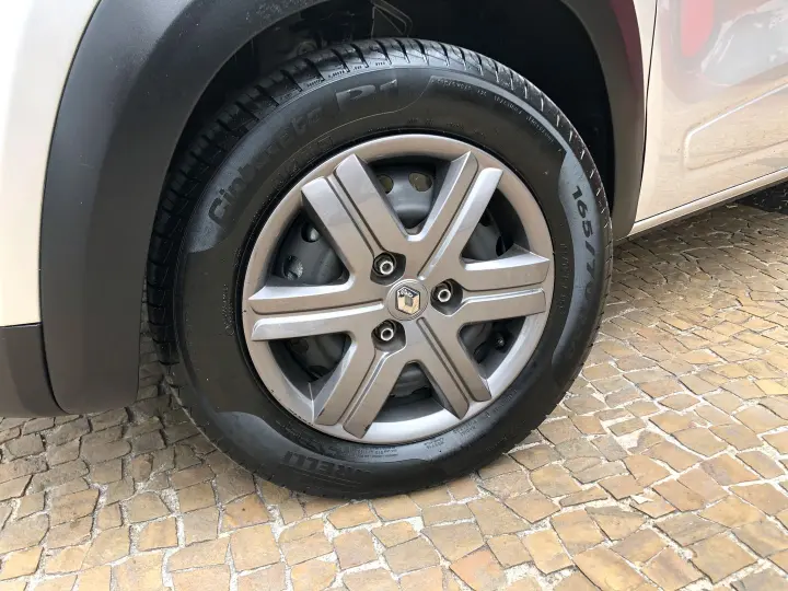 Kwid 1.0 12V Sce Flex Zen Manual