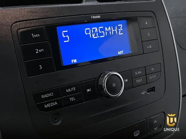 KWID - 1.0 12V SCE ZEN MANUAL