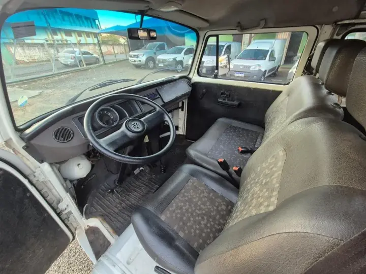 Kombi 1.4 FLEX STD LOTAÇÃO 12 LUGARES