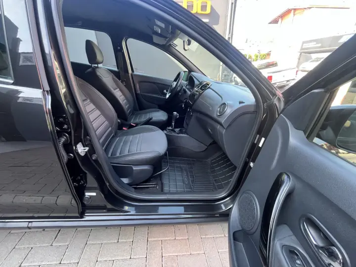 SANDERO Intense Flex 1.6 16V 5p Aut.