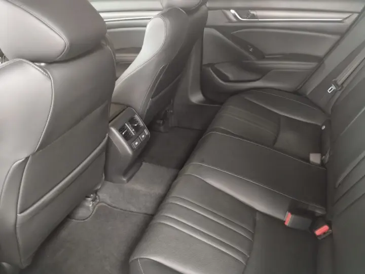 ACCORD 2.0 E:hev Touring E-