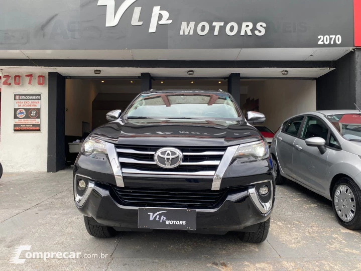 HILUX SW4 2.8 D-4d Turbo SRX Platinum 7L 4X4