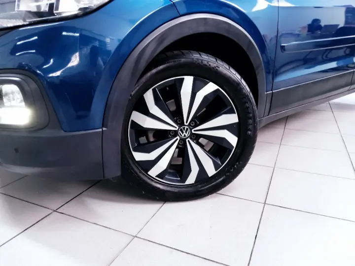 T-CROSS 1.0 200 TSI TOTAL FLEX AUTOMÁTICO