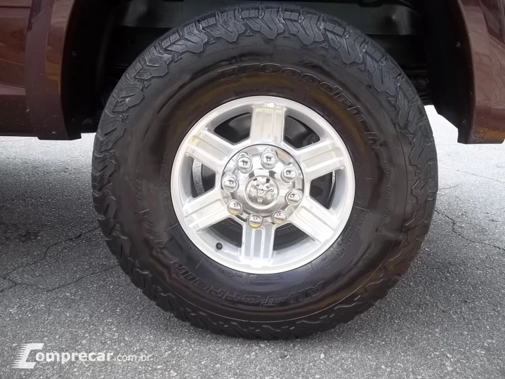 2500 6.7 Laramie 4X4 CD I6 Turbo