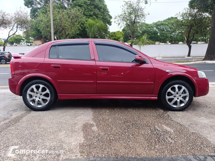 ASTRA 2.0 MPFI Advantage 8V