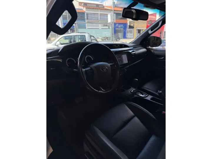 HILUX 2.8 SRX 4X4 CD 16V DIESEL 4P AUTOMÁTICO