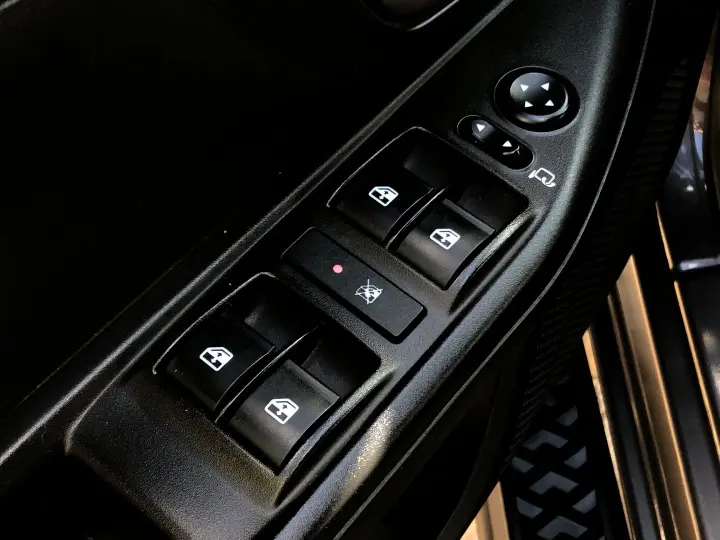 Strada 1.3 Firefly Flex Volcano Cd Cvt