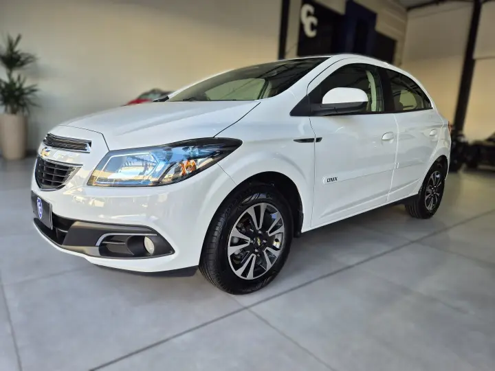 ONIX 1.4 MPFI LTZ 8V FLEX 4P AUTOMÁTICO