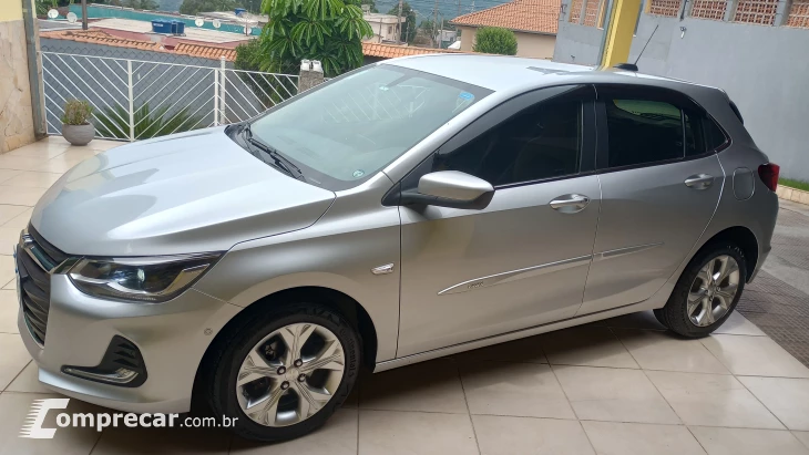 ONIX 1.0 Turbo Premier