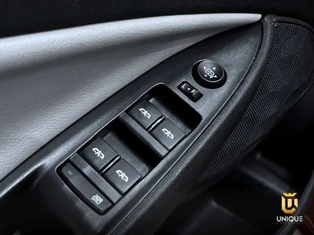 ONIX - 1.0 TURBO PLUS PREMIER AUTOMÁTICO