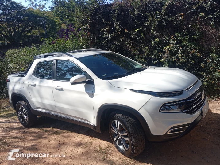 TORO 2.0 16V Turbo Freedom 4WD AT9