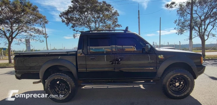 L200 2.5 GLS 4X4 CD 8V Turbo