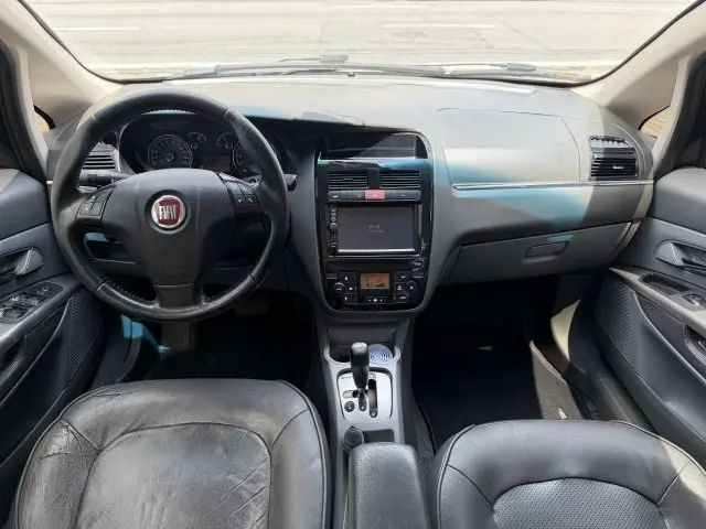 LINEA - 1.8 ABSOLUTE 16V 4P AUTOMATIZADO