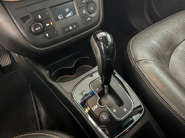 LINEA 1.8 Absolute 16V