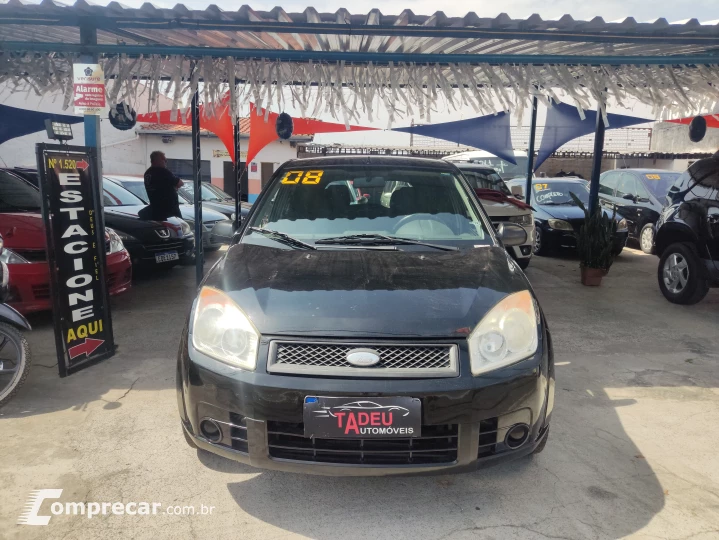 FIESTA 1.6 MPI Class Hatch 8V