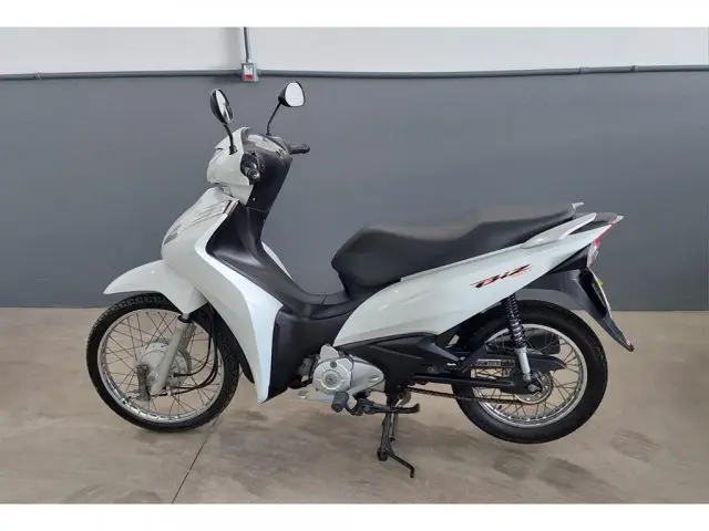 BIZ 110i - Street