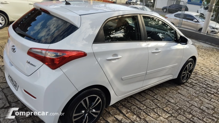 HB20 1.6 Comfort Plus 16V