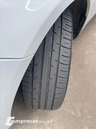 VERSA 1.6 16V Unique