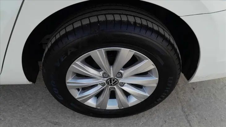 VIRTUS 1.0 170 TSI MANUAL