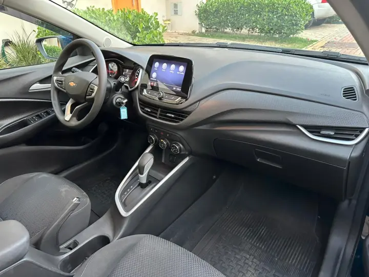 ONIX 1.0 Turbo Plus LT