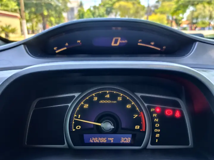 CIVIC 1.8 LXS 16V GASOLINA 4P AUTOMÁTICO