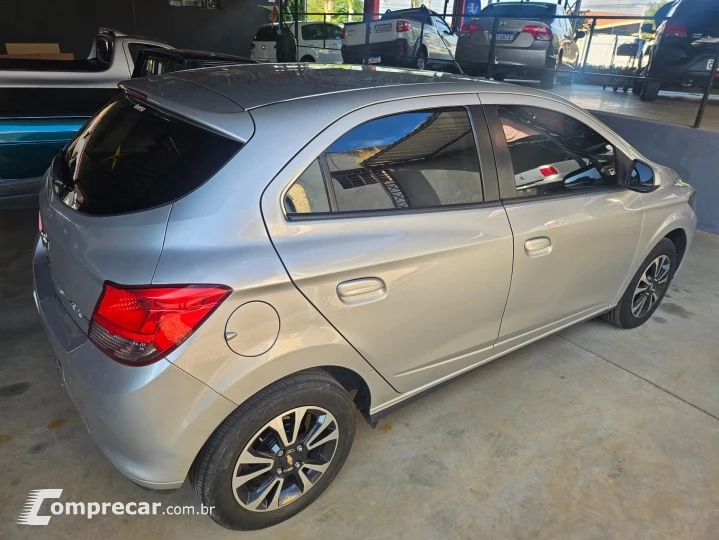 ONIX 1.4 MPFI LTZ 8V