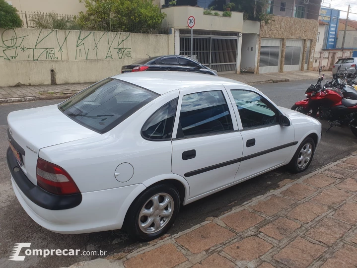 VECTRA 2.2 MPFI GLS 8V