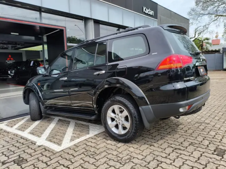 PAJERO DAKAR 3.2 HPE 4X4 7 Lugares 16V Turbo Intercooler