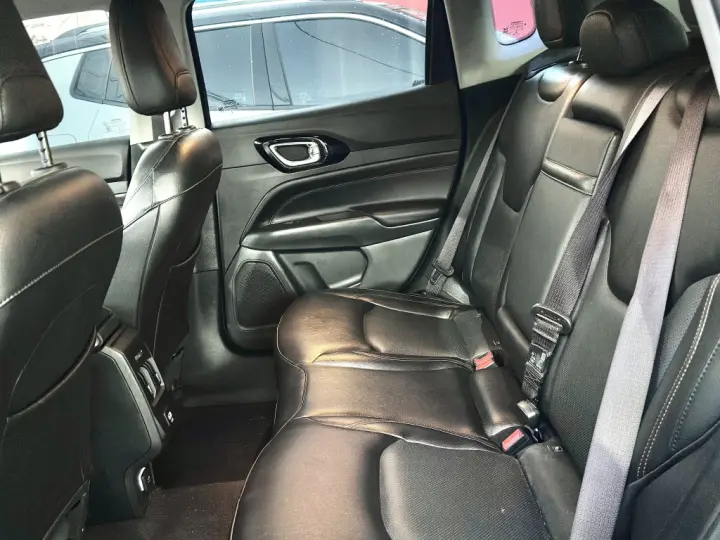 COMPASS 2.0 TD380 TURBO DIESEL LIMITED AT9