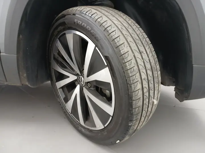 TAOS 1.4 250 TSI TOTAL FLEX HIGHLINE AUTOMÁTICO