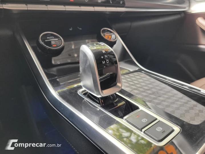 TIGGO 8 1.6 Tgdi Founders Edition