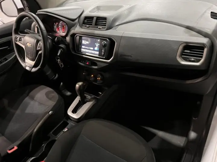 SPIN 1.8 LT 8V FLEX 4P AUTOMÁTICO