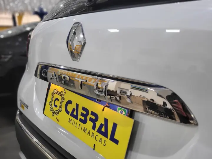 CAPTUR Intense 2.0 16V Flex 5p Aut.