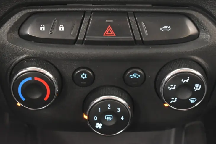 ONIX 1.4 MPFI LTZ 8V