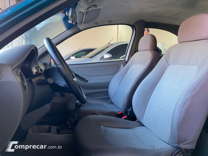 CELTA 1.0 MPFI Life 8V