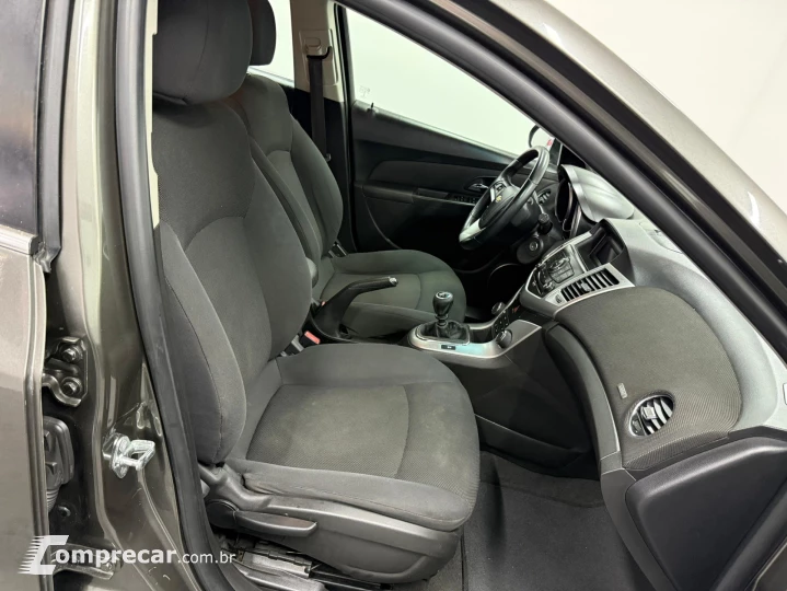 CRUZE LT 1.8 16V FlexPower 4p Mec.