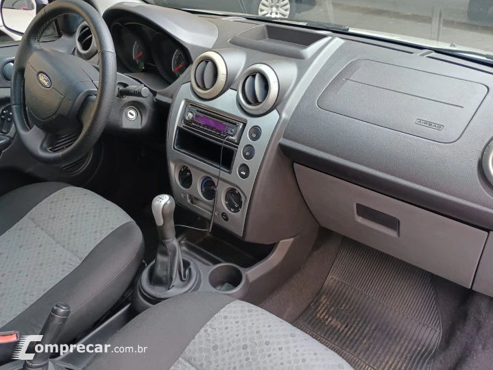 FIESTA 1.6 MPI Hatch 8V