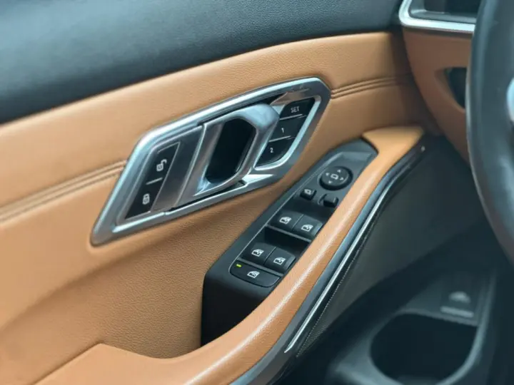 320i 2.0 16V TURBO FLEX M SPORT AUTOMÁTICO