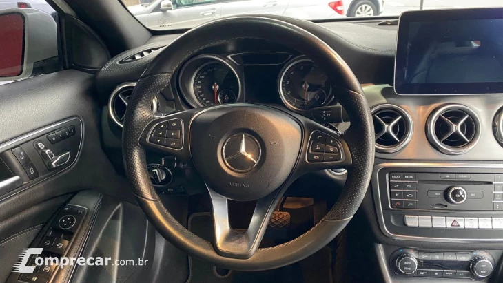 MERCEDES-BENZ GLA 200 1.6 CGI ENDURO 7G-DCT