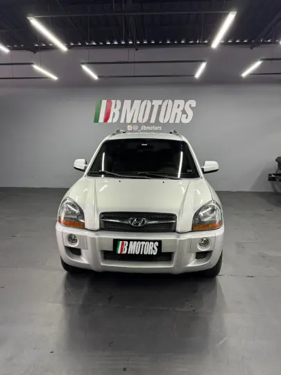 Tucson 2.0 Flex Automática