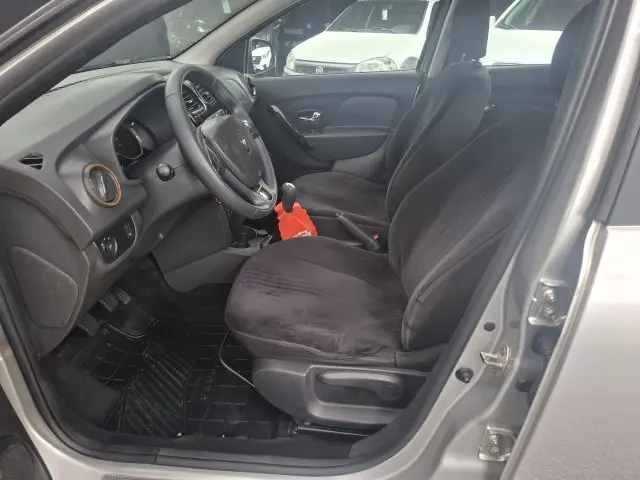 SANDERO - 1.6 STEPWAY 8V 4P MANUAL